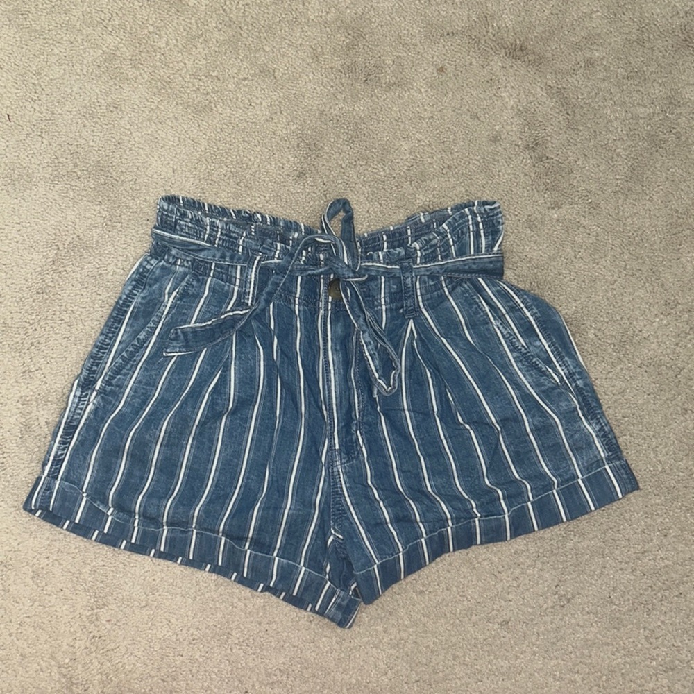 Striped American Eagle Tie-Shorts